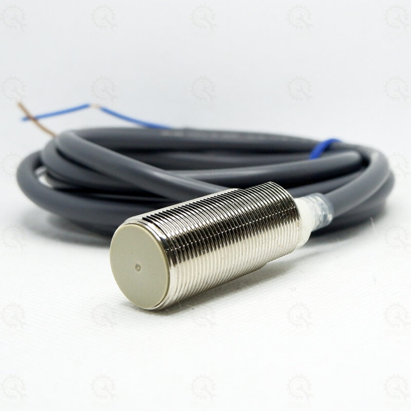 Proximity Sensor OMRON E2EX5F2 ,ระยะจับ 5mm PNP NC M18 สายยาว 2m **CH joyluckyautomation888